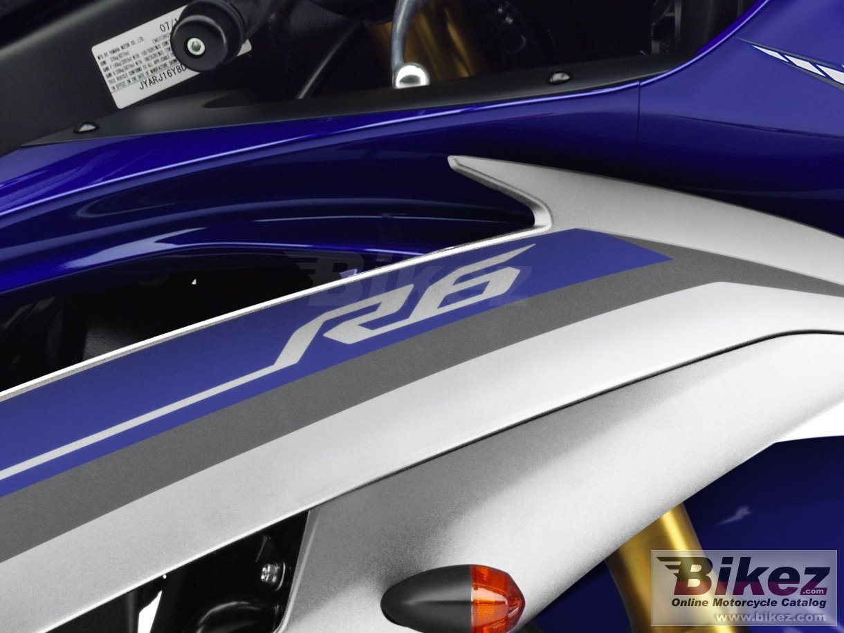 Thumbnail for Yamaha YZF-R6 2015