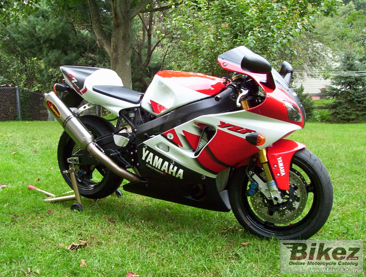 Yamaha YZF-R7