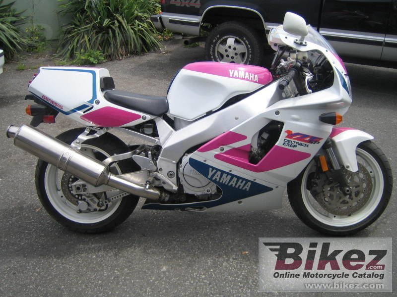 Yamaha YZF 750 SP