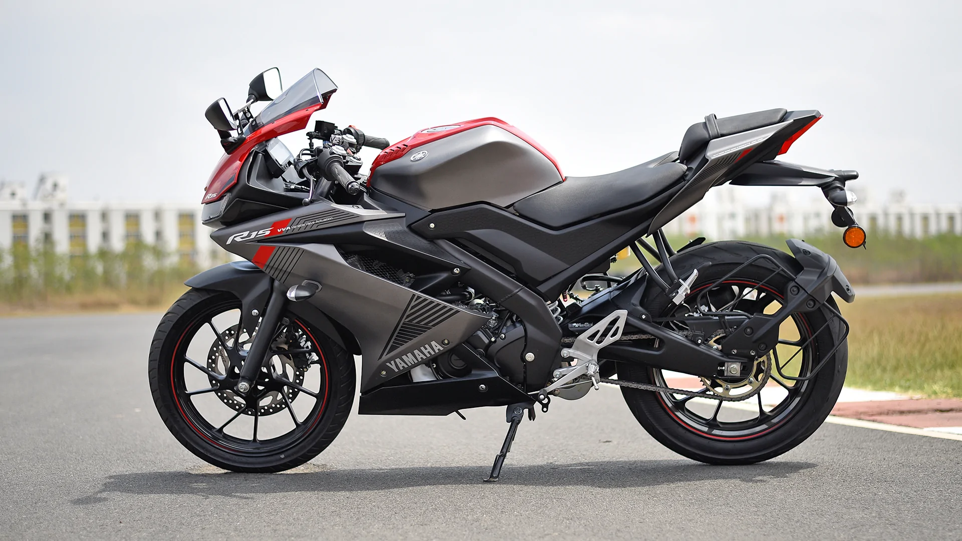 Yamaha YZF R15